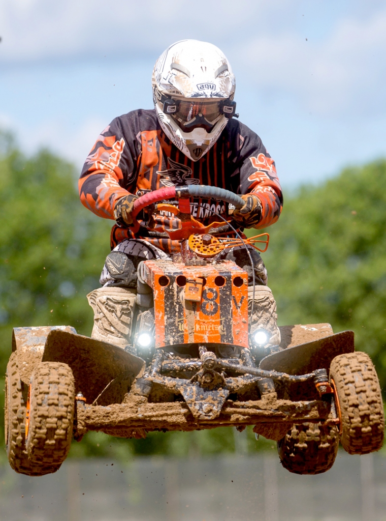 Sacīkstes Stelpes «Pīlādžu mototrasē» pulcēs sen neredzētu latviešu ekipāžu skaitu.
Autors: no mxphoto.lv.