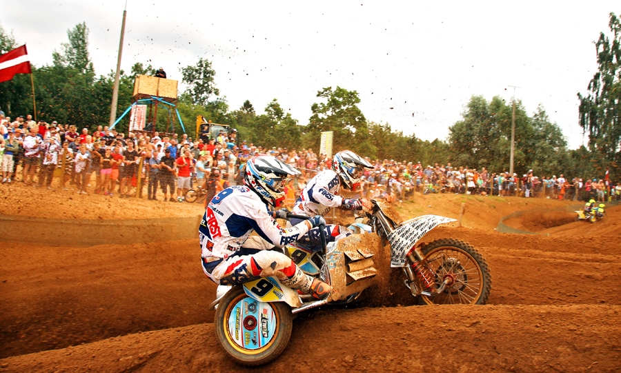 Gailīšu pagasta braucēja Elvija Mucenieka un francūža Valentīna Žirū ekipāža Stelpes sacīkstēs izcīnīja otro vietu.
Autors: Uldis Varnevičs