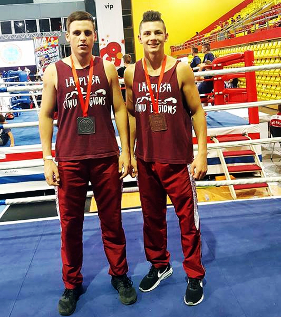 Iecavnieks Emīls Špīss (no kreisās) un Mārcis Grundulis.
Autors: Publicitātes foto.