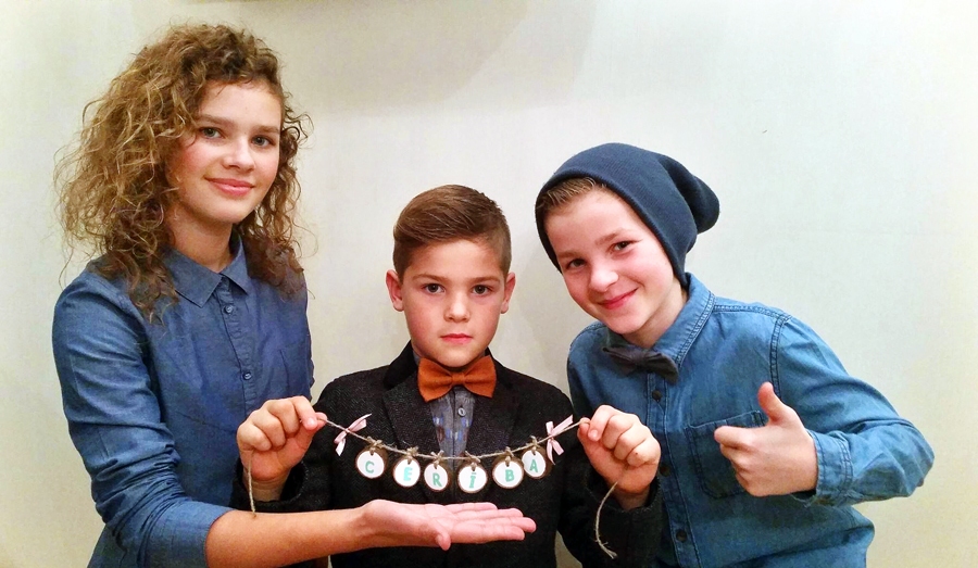 Meistaru trio – (no kreisās) Luīze, Braiens un Maikls.
Autors: no personiskā albuma