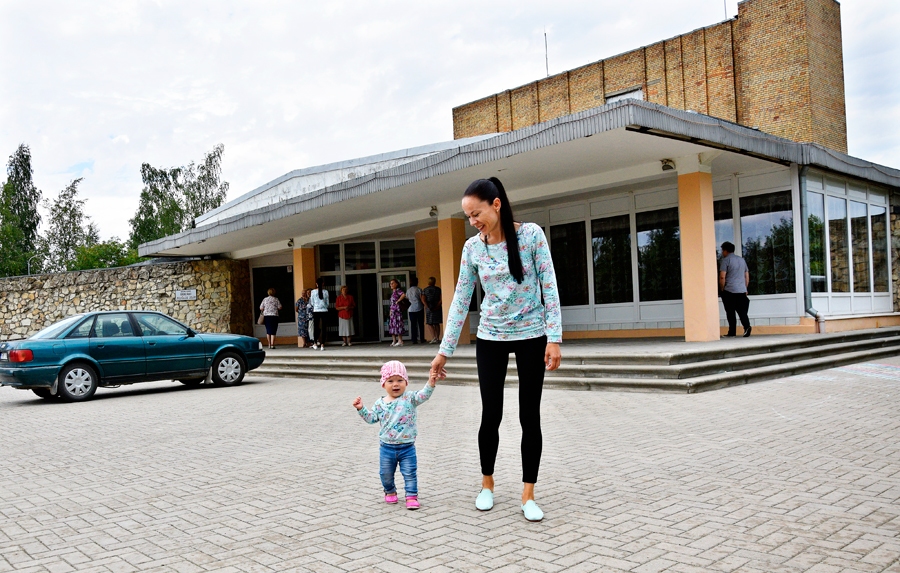 Vietējie iedzīvotāji, arī Lana Deņisova, vēlas, lai Grenctāles kultūras nams turpina pilnskanīgi dzīvot.
Autors: Ivars Bogdanovs