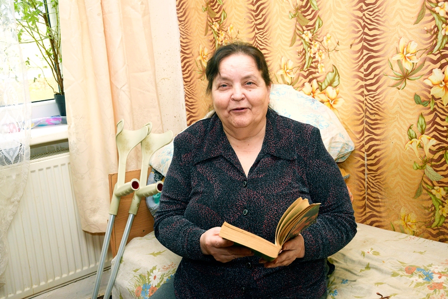 Jubilāre Leokādija Gaižauska brīvajā laikā lasa grāmatas.
Autors: Ivars Bogdanovs