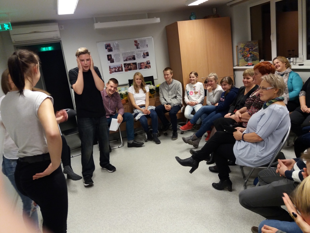 «Trakā profesora» ainu izpilda Ance Straujā un Matīss Bolšteins.
Autors: Antra Ērgle