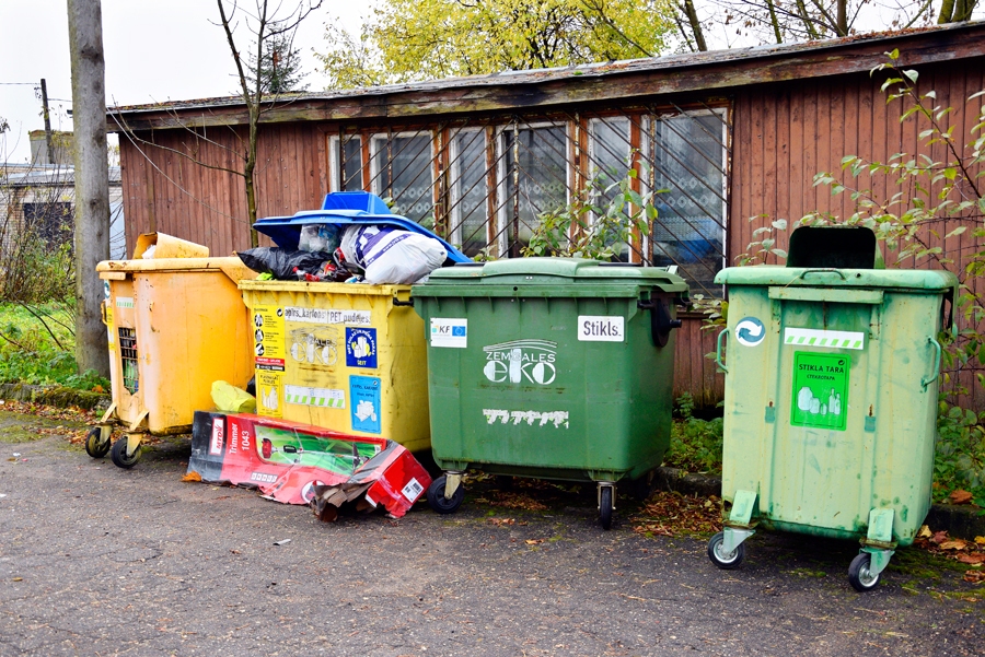 Atkritumu šķirošanai svarīgs nosacījums ir konteineru pieejamība.
Autors: Ivars Bogdanovs