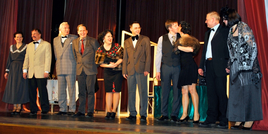 Bauskas Tautas teātra jauniestudējuma «Ērika» pirmizrāde notika Bauskas kultūras centrā.
Autors: Vilnis Auzāns