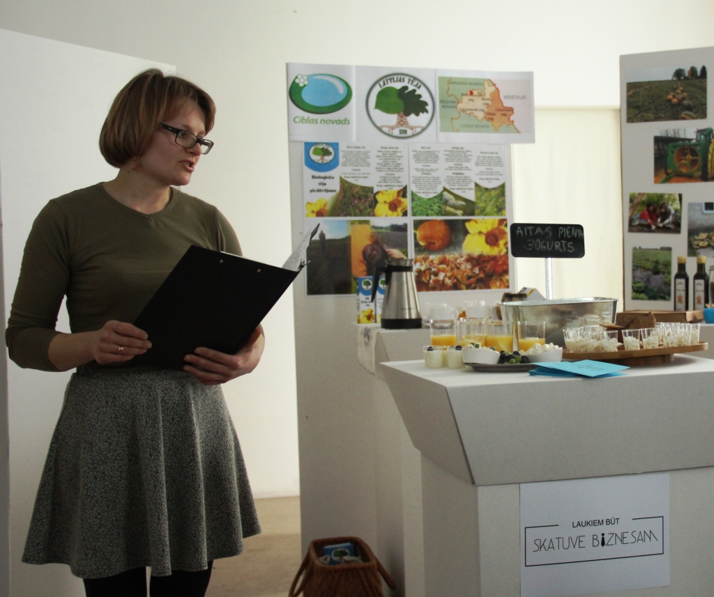 Bauskas novada Brunavas pagasta saimniecības «Krišjāņi» biznesa plāns par aitu piena pārstrādi dažādos produktos pērn uzteikts konkursā «Laukiem būt!».Saimnieces Ilutas Straģes biznesa plāns novērtēts ar 3. vietu konkursa nominācijā par pievienotās vērtības produktu ražošanu.
Autors: No arhīva.