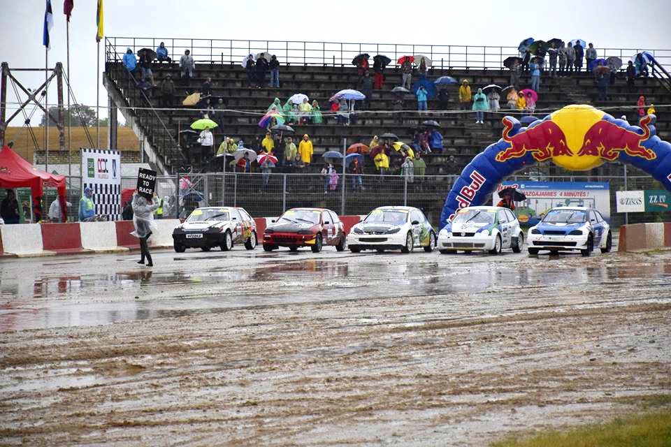 Autors: no «Musa Raceland»