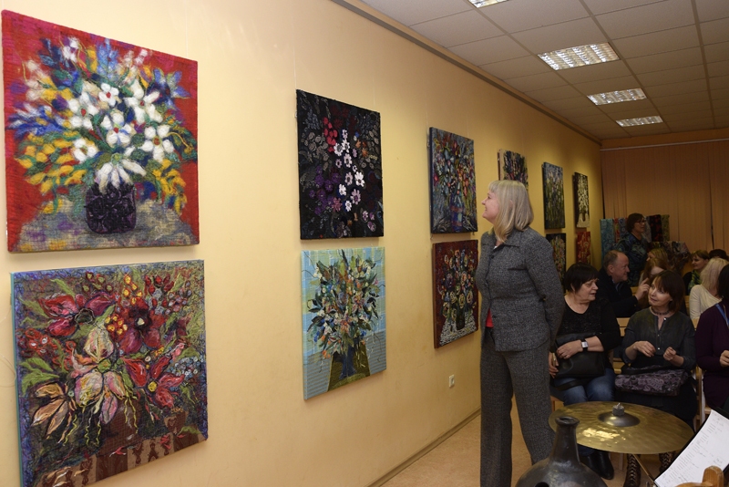 Laimas Lupiķes darbu izstāde no Tautas tēlotājas mākslas studijas «Madona».
Autors: Ivars Bogdanovs