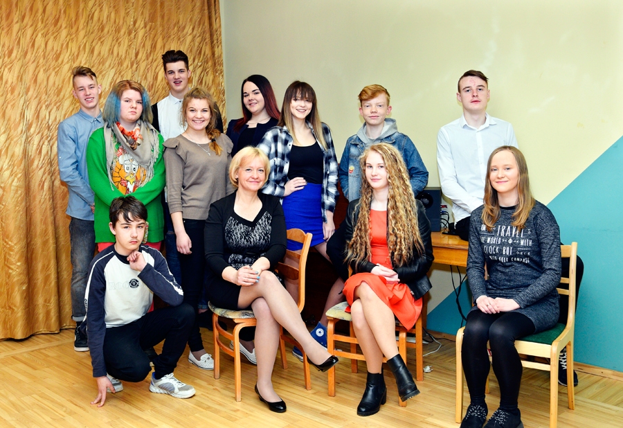 9. klases audzēkņi kopā ar skolotāju.
Autors: Ivars Bogdanovs