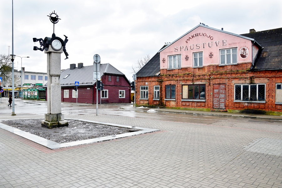 Pakrojas tipogrāfijas vēsturisko namu (pa labi) ir paredzēts atjaunot.
Autors: Ivars Bogdanovs