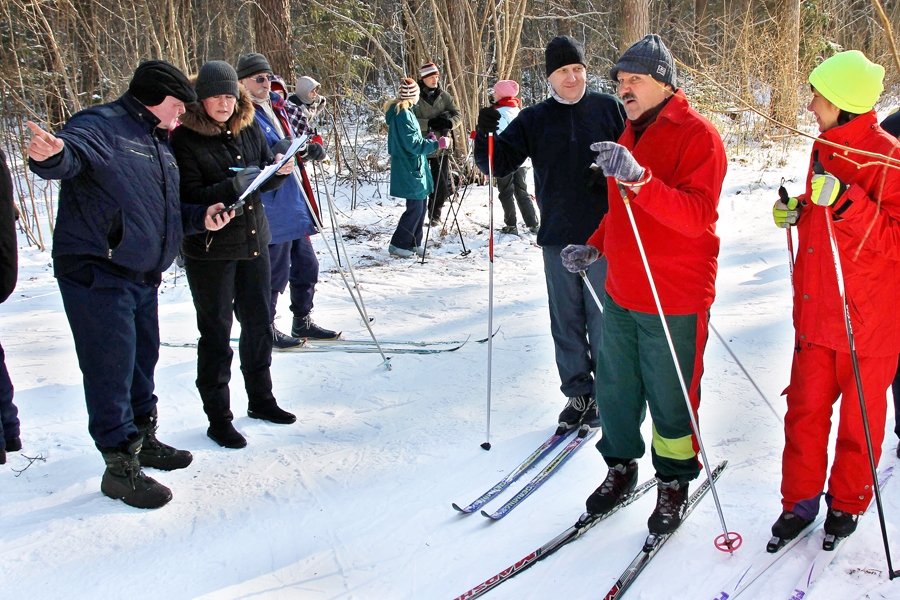Startam gatavojas Andris Tirzītis (no labās) un Jānis Skrējāns.
Autors: Uldis Varnevičs