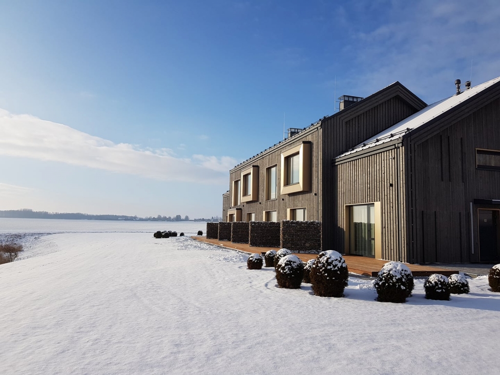 Otro vietu žūrija piešķīra viesnīcai atpūtas kompleksā «Miķelis» Gailīšu pagasta Uzvarā
Autors: No albuma.