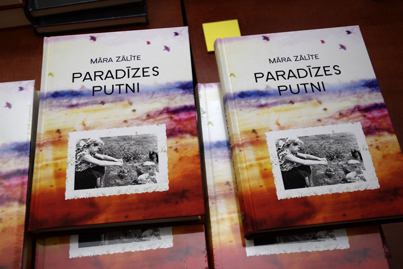 Māras Zālītes grāmata «Paradīzes putni».
Autors: Ivars Bogdanovs