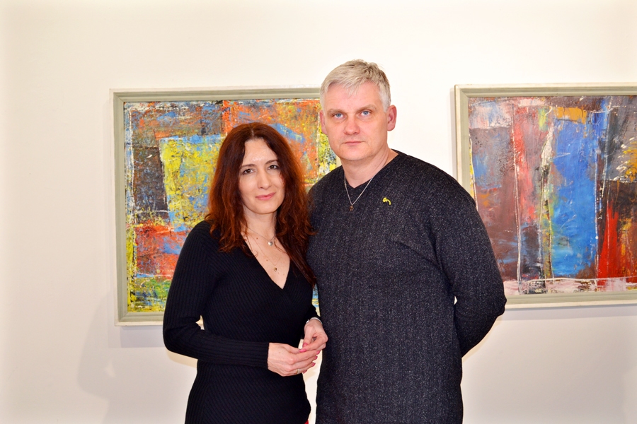 Panevēžā, MS mākslas galerijā, «Bauskas Dzīve» tikās ar Tomu Rudoku un Diānu Rudokieni.
Autors: Solveiga Ikerte