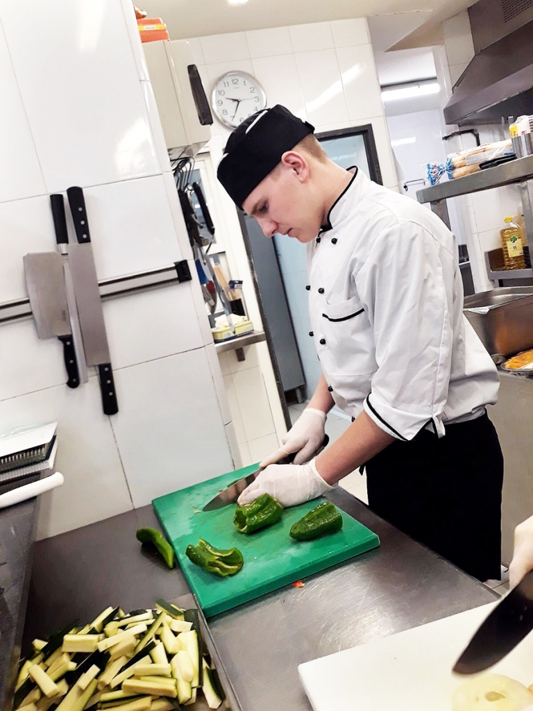 Tomass Valts Jirgensons prakses vietā Spānijā.
Autors: no personiskā albuma