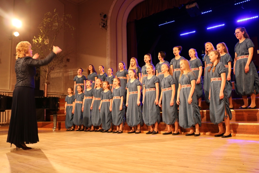 Uzstājas Bauskas mūzikas skolas koris.
Autors: Ainārs Pastors
