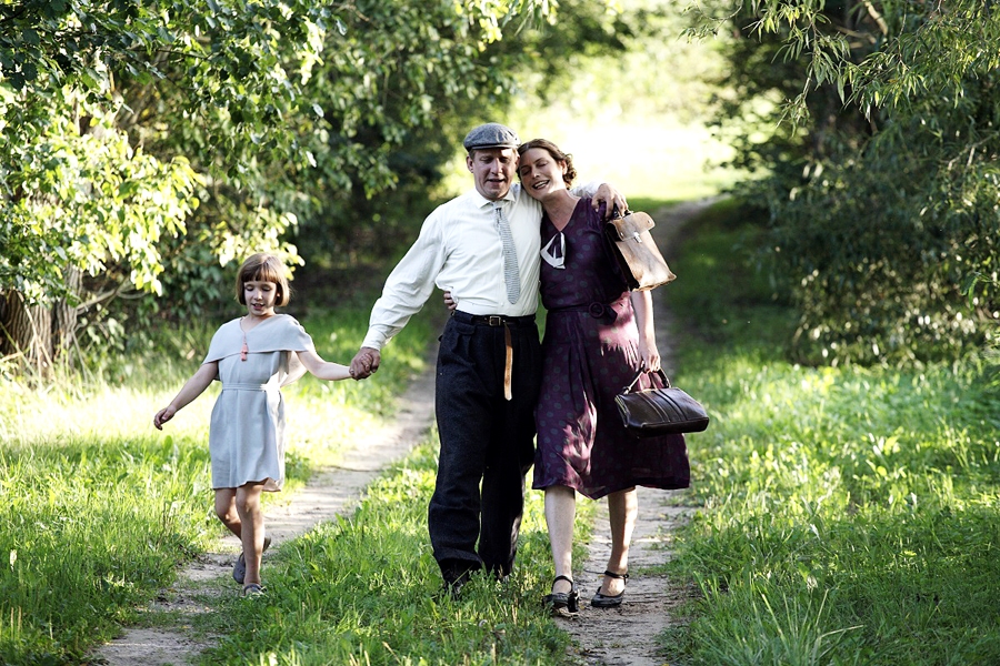 Billes ģimenē viens no retajiem laimīgajiem kopā būšanas brīžiem.
Autors: publicitātes foto