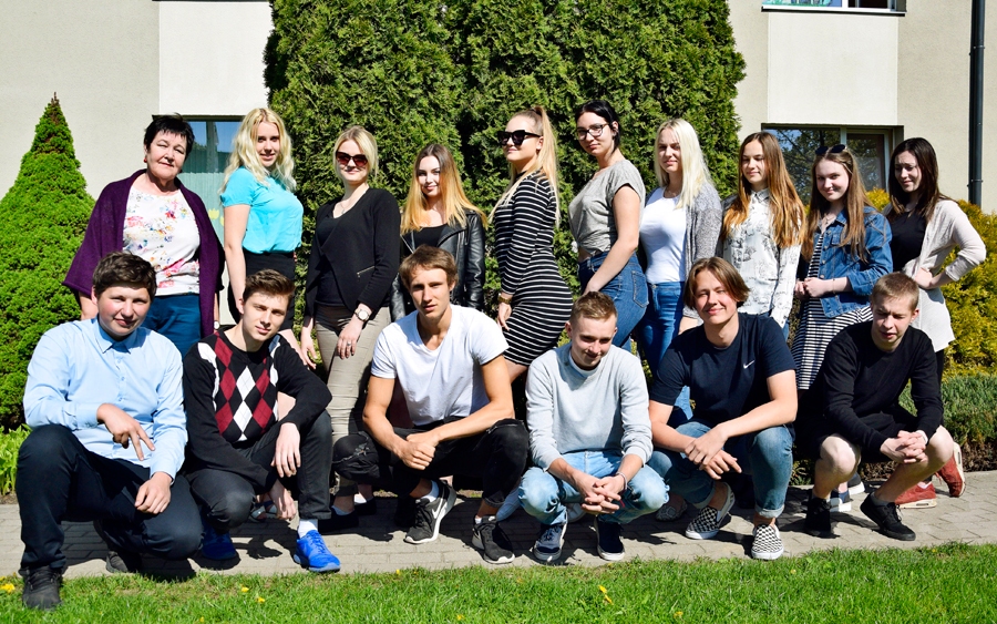 Bauskas Valsts ģimnāzijas 12.b klase.
Autors: Ivars Bogdanovs