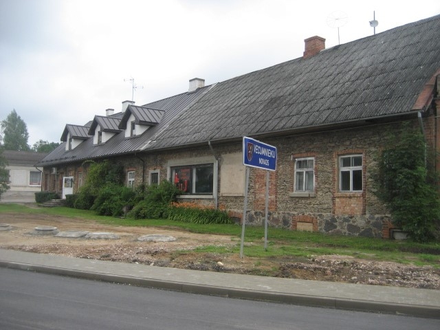 iek pārdota arī pasta ēka Skaistkalnē, kā arī zeme. Šeit pārdodamā īpašuma sākotnējā vērtība ir nepilni 15 tūkstoši eiro.
Autors: pasts.lv