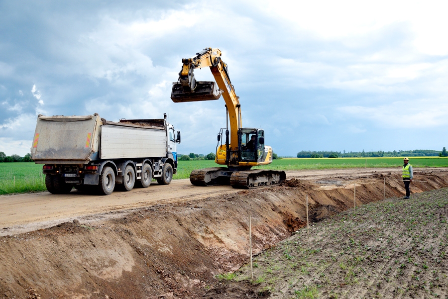 Ceļa remonta posms Rundāles pagasta teritorijā.
Autors: Ivars Bogdanovs