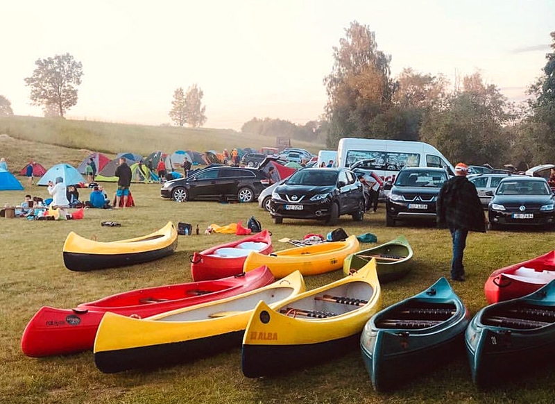 Laivas nodrošināja Bauskas, Vecumnieku un Rundāles novada uzņēmēji.
Autors: No albuma.