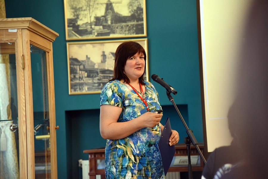 Eva Viļķina pastāstīja, kā Siguldā darbojas sociālais uzņēmums.
Autors: Uldis Varnevičs
