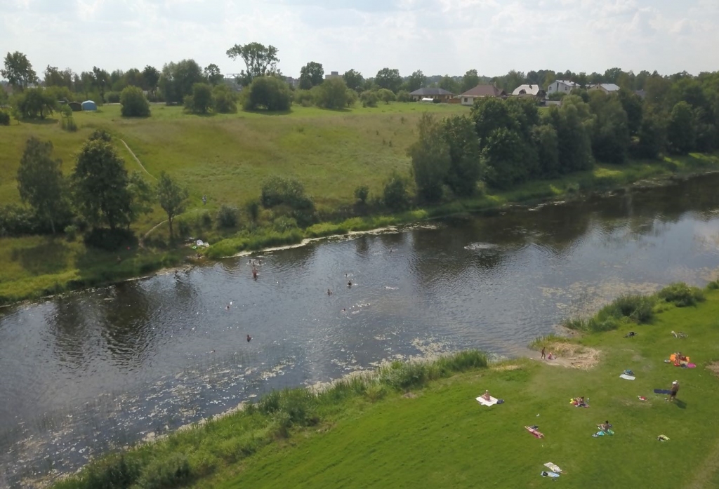 Autors: www.bauskasdzive.lv