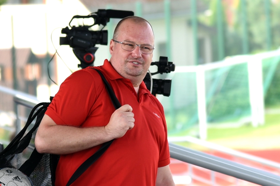 Harvejs Rudzītis cer, ka šie jaunieši mūsu futbola izlasi pasaules reitingā pacels augstāk.
Autors: Uldis Varnevičs