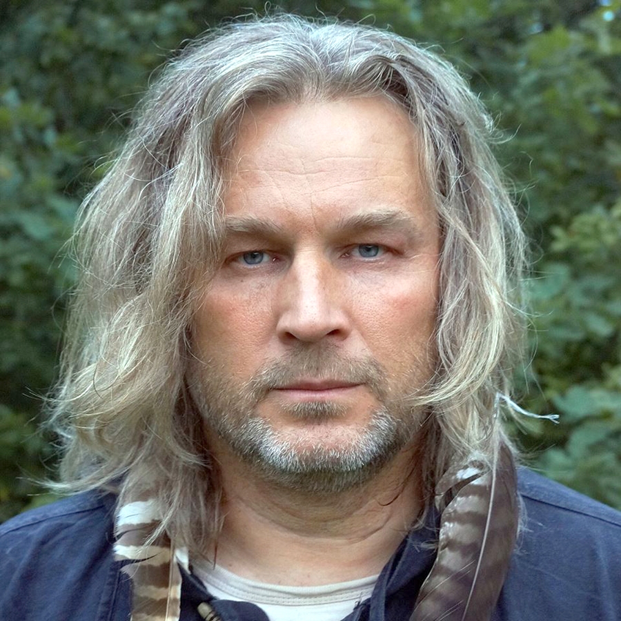 Moderators Aleksis Daume būšot kontaktbiržas pasākuma «nagla».
Autors: no albuma