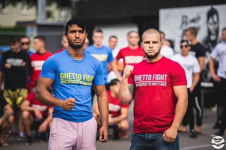 Juris Ručkanovs (no labās) un Andrejs Bilovols pirms mača.
Autors: no J. Ručkanova albuma