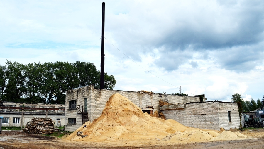 Katlumājā Rīgas ielā 43 Vecumniekos siltumenerģiju ražo SIA «Arbora».
Autors: Žanna Zālīte