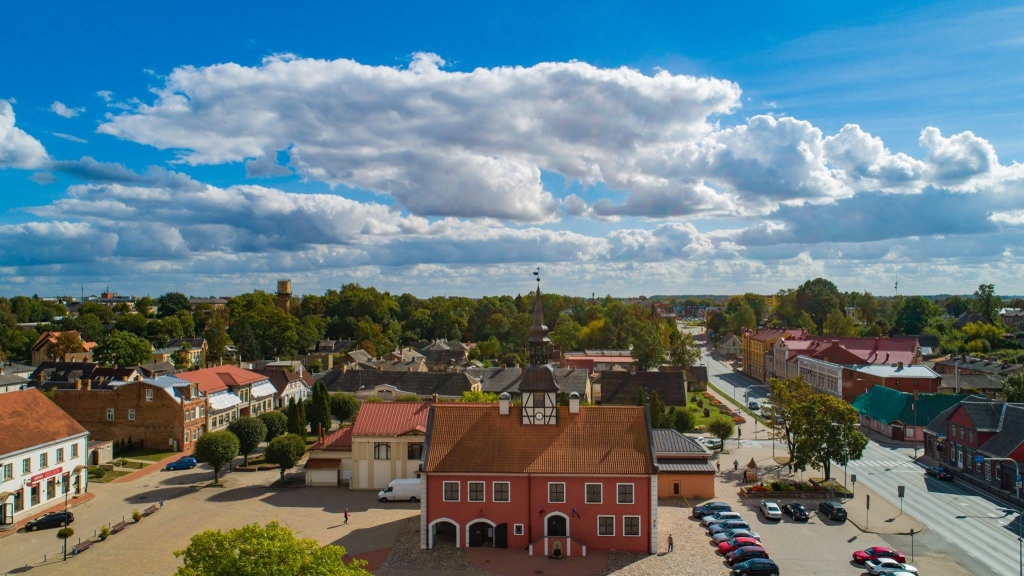 Autors: www.facebook.com/video.jrs