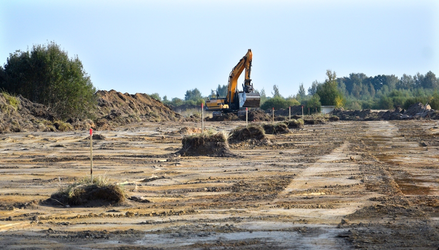 Industriālā parka teritorijā veido infrastruktūru, top iela.
Autors: Ivars Bogdanovs