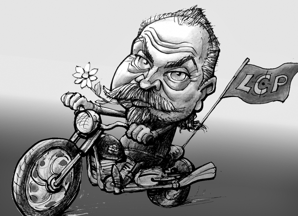 Edvīns Puķe no Latvijas Centriskās partijas aizraujas ar 
motobraukšanu. Viņa partijiskās nostādnes paredz – tirgus 
ekonomika jāizbeidz.
Autors: Vilnis Bulavs