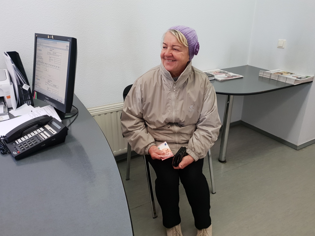 Sviteniece Dzintra Ezīte laikrakstu «Bauskas Dzīve» abonē jau daudzus gadus un darīs to arī turpmāk.
Autors: www.bauskasdzive.lv