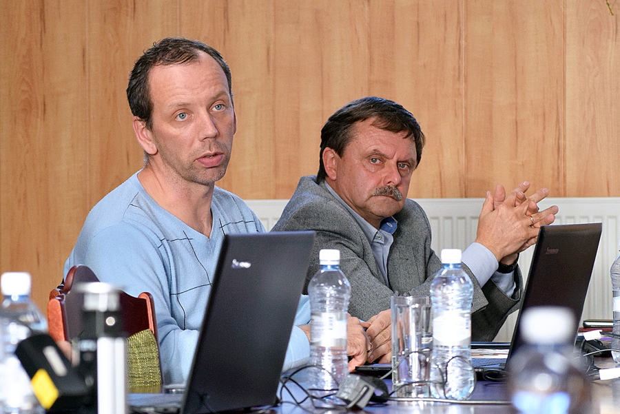 Domes vadība – priekšsēdētājs Guntis Kalniņš (no labās) un viņa vietnieks Jānis Kovals.
Autors: Žanna Zālīte