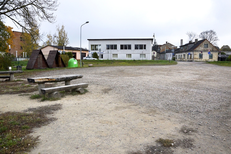 Dambja ielas stāvlaukuma pārbūve sāksies jau šogad.
Autors: Ivars Bogdanovs
