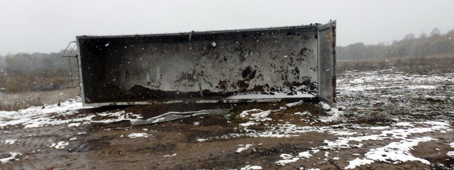 Pamestā piekabe Vecsaules pagastā.
Autors: Valsts vides dienests