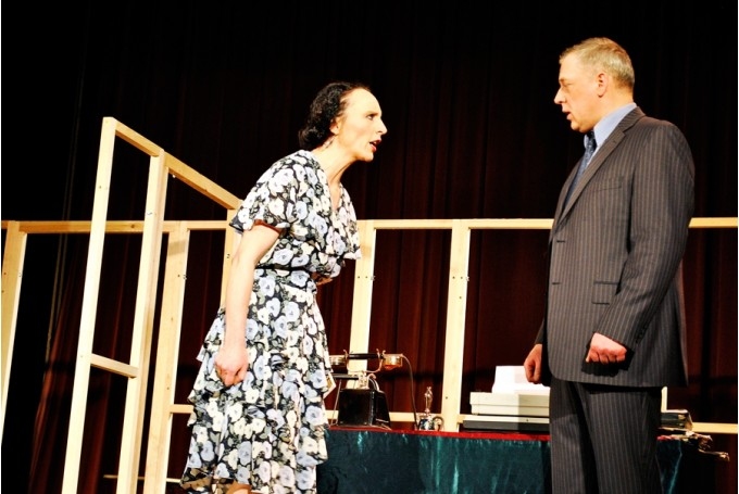 Aizvadītajā sezonā Zemgales reģiona skatei žūrija nominēja Bauskas Tautas teātri ar izrādi «Ērika».
Autors: No arhīva.