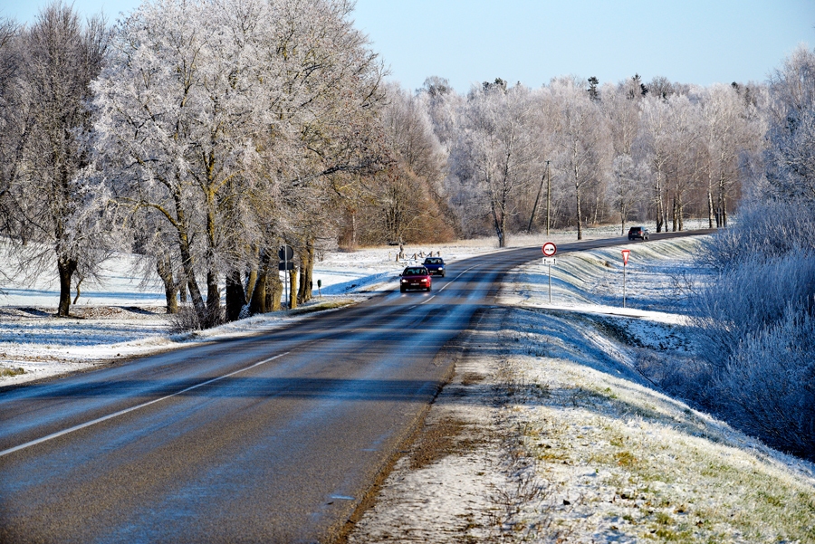 Par situāciju uz ceļiem var zvanīt pa tālruni 8000555.
Autors: Ivars Bogdanovs