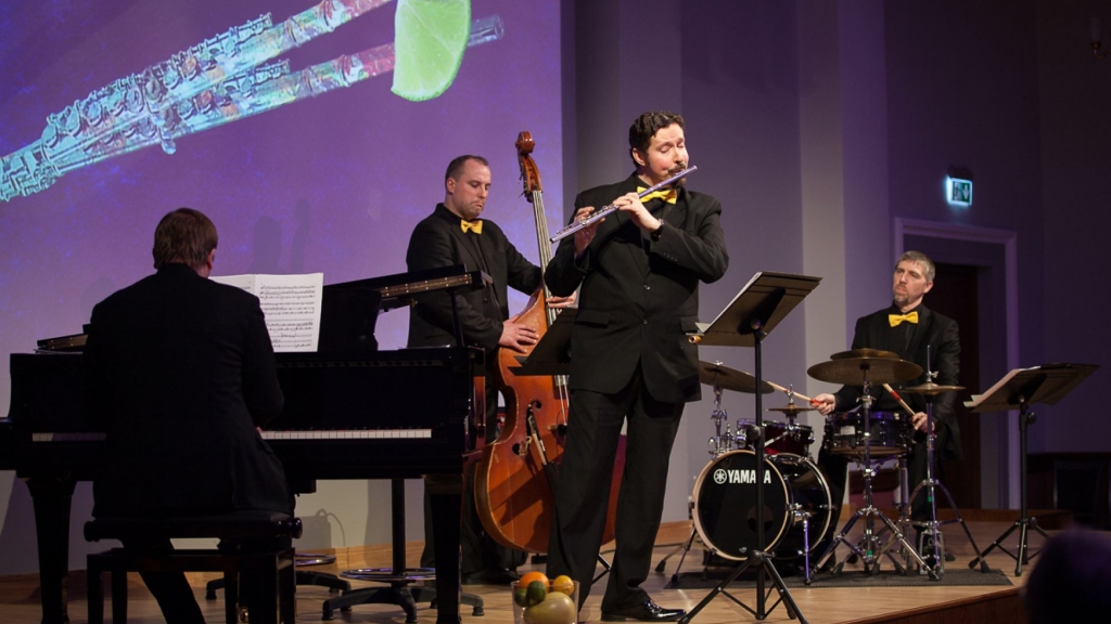 Ansamblis koncertā VEF kultūras pilī.
Autors: http://www.vefkp.lv