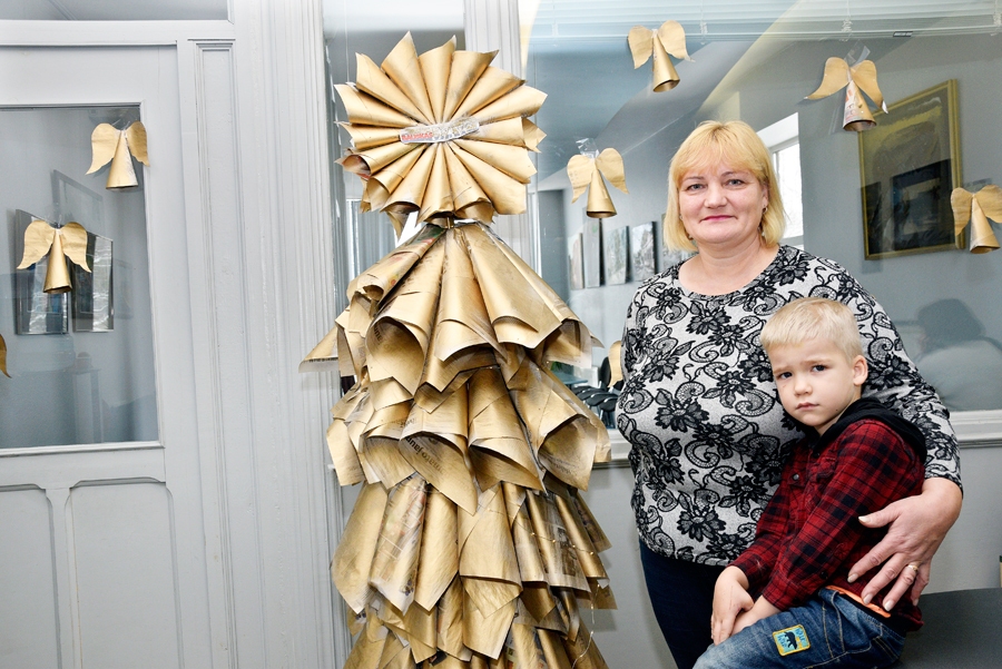 Aija Zvilna ar mazdēlu Aleksandru.
Autors: Ivars Bogdanovs