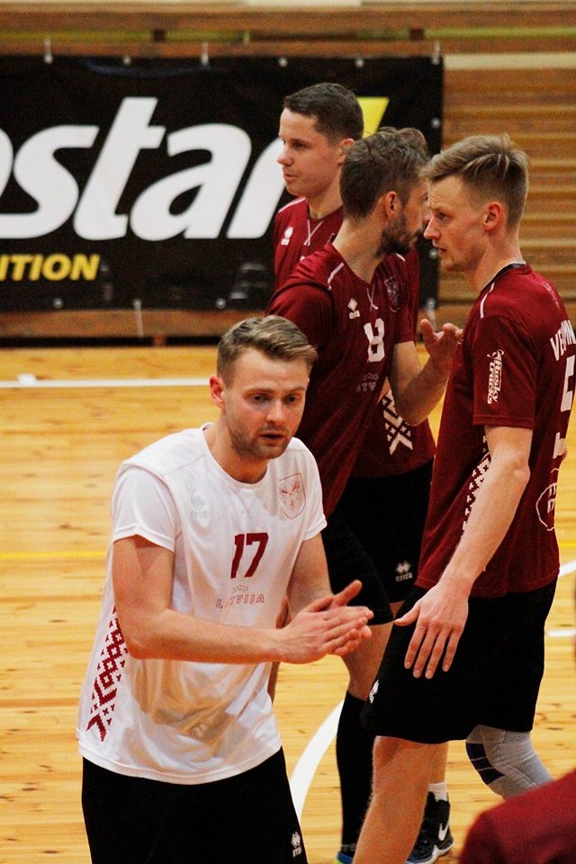 Alvis Spangers (17. numurs) ļoti labi nospēlēja aizsardzībā.
Autors: Alise Dreimane