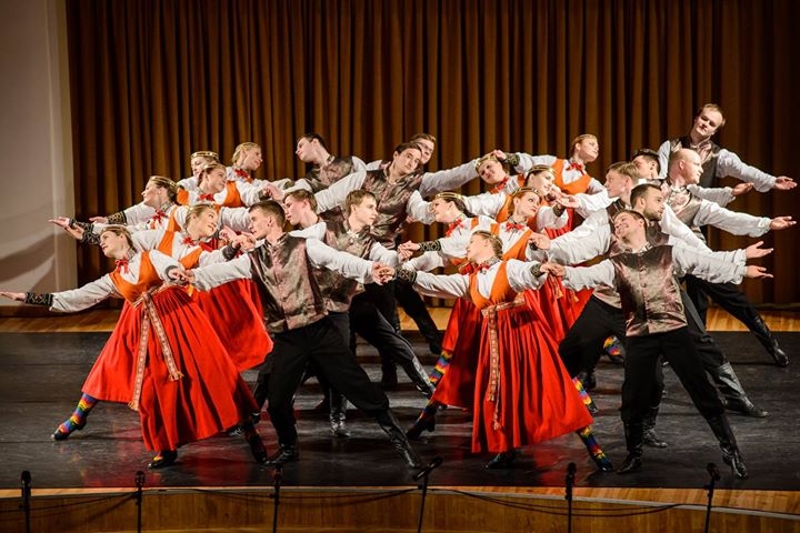 Šogad pirmo reizi koncertā piedalīsies Daugavpils Latviešu kultūras centra deju ansamblis   «Laismeņa».
Autors: No albuma.