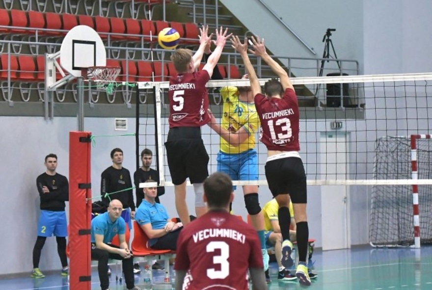 Autors: AIVARS ĶESTERIS, «Ventas balss»