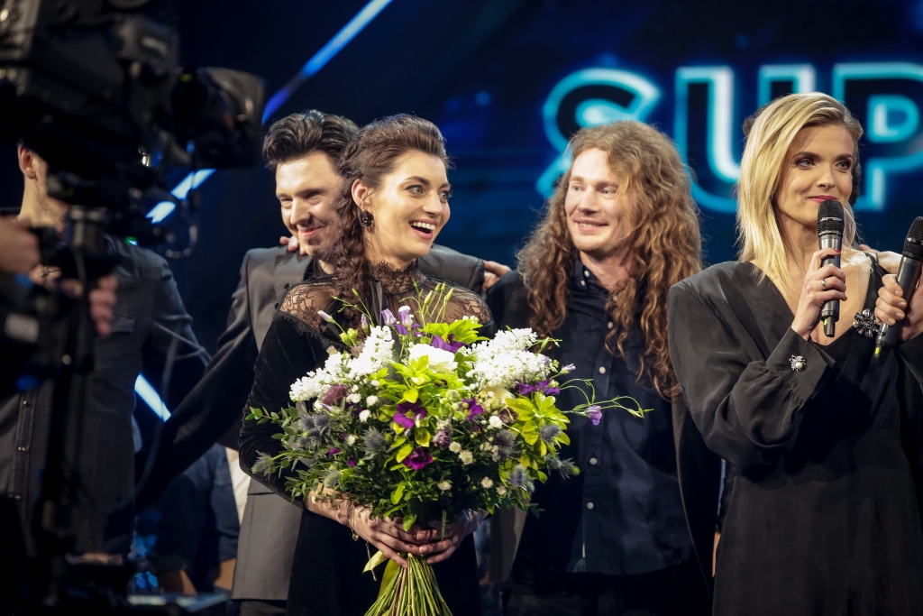 Duets «Carousel» ar dziesmu «That Night» šī gada maijā pārstāvēs Latviju 64. starptautiskajā Eirovīzijas dziesmu konkursā Telavivā Izraēlā.
Autors: Lauris Vīksne