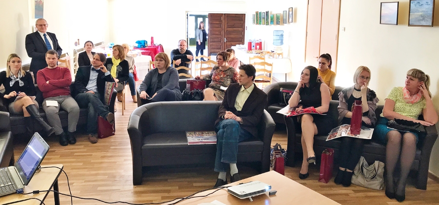 Pērn Rundāles novada uzņēmēju forumā piedalījās vairāki mājražotāji, viesi un pašvaldības pārstāvji.
Autors: no «Bauskas Dzīves» arhīva