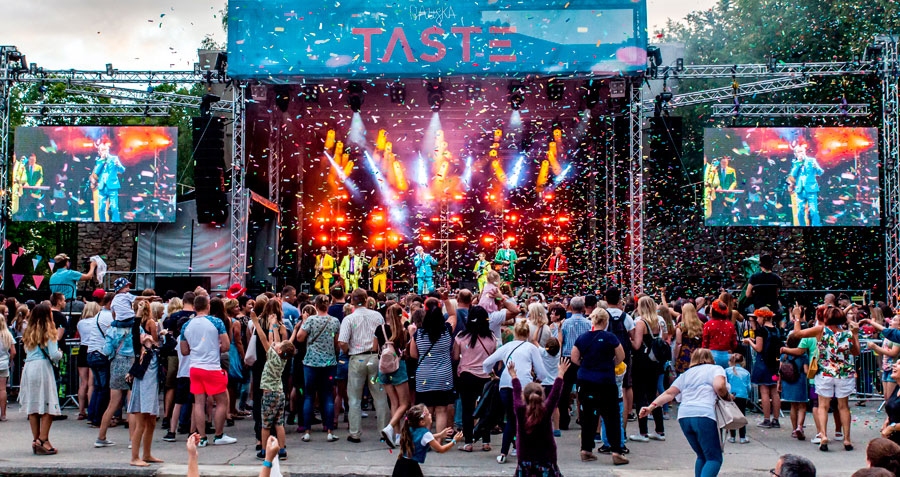 Festivāls «TASTE» – veiksmīgs projekts, kas prasa aizvien vairāk nodokļu maksātāju naudas.
Autors: no «Bauskas Dzīves» arhīva