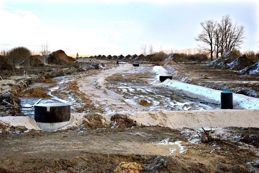 Topošā Lidlauka iela industriālajā parkā var kļūt Bauskas novadam gan par lielu ienākumu, gan lielu izdevumu iemeslu. Viss atkarīgs no tā, kā veiksies ar investīciju plāniem.
Autors: Ivars Bogdanovs