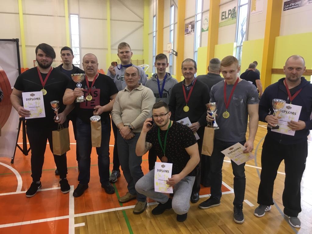 Autors: No I. Rigasta albuma.